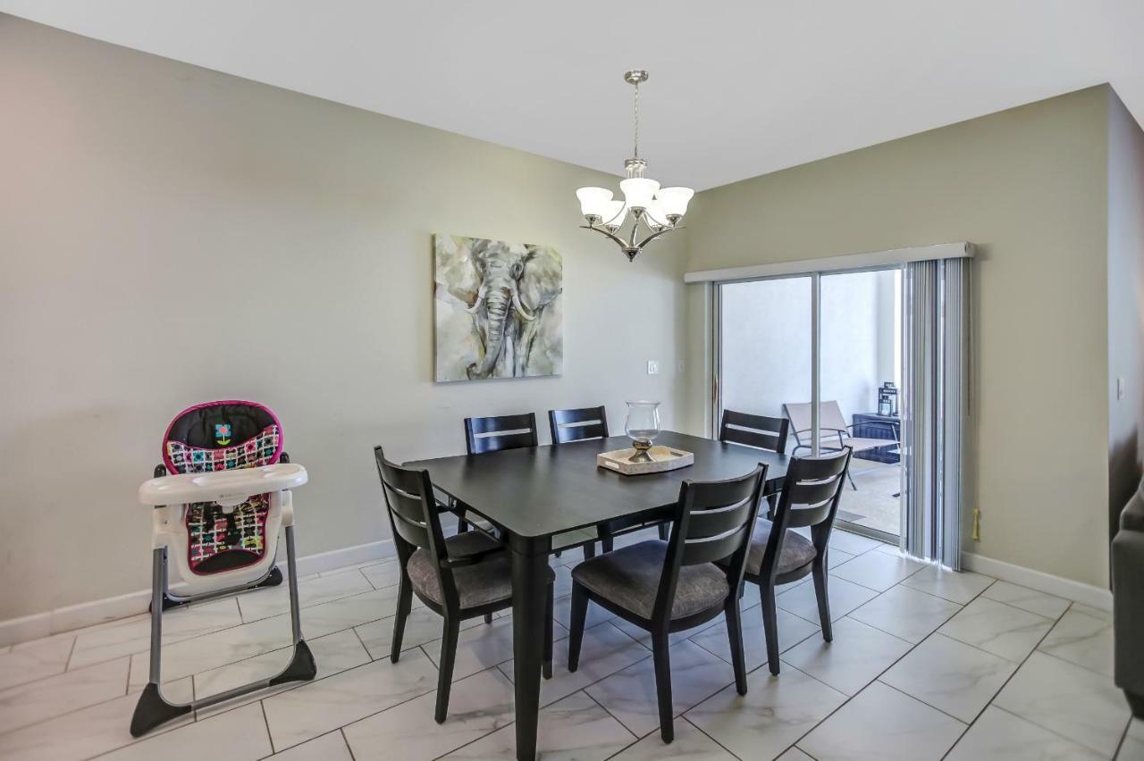 C - New 4 Bedroom Home - 5 Miles To Disney - Free Water Park - Private Pool كيسيمي المظهر الخارجي الصورة