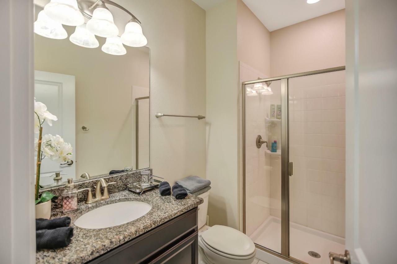 C - New 4 Bedroom Home - 5 Miles To Disney - Free Water Park - Private Pool كيسيمي المظهر الخارجي الصورة